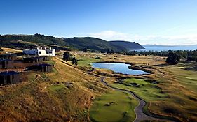 Kinloch Manor & Villas